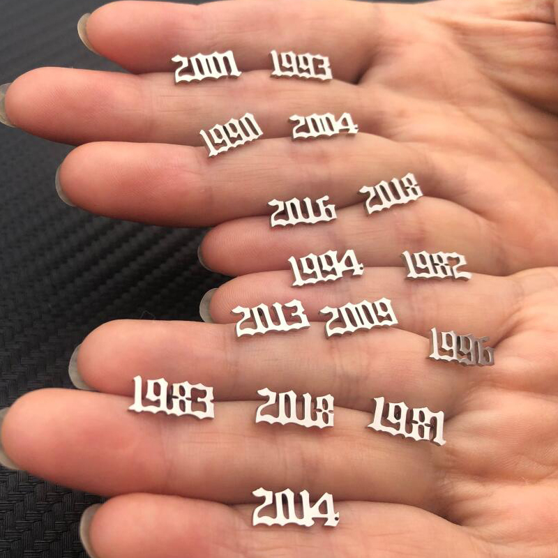 Pendientes de acero inoxidable - Men'S Fashion Year 2000 reseña y precio