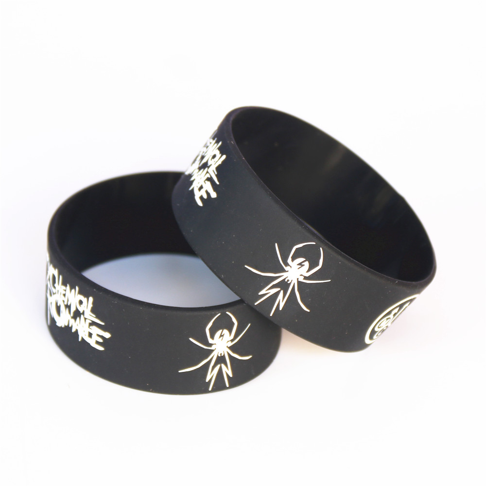 Pulsera de silicona de My Chem - Men'S Fashion Now reseña y precio
